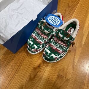 Hey Dude Green Ugly Sweater Festive men’s 4 women’s 6